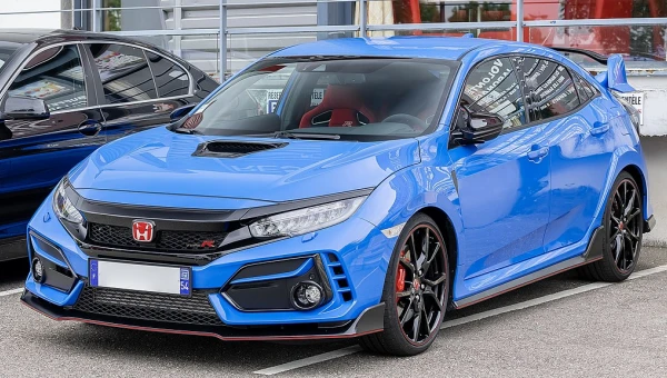 Honda подняла цену на культовый Civic Type R