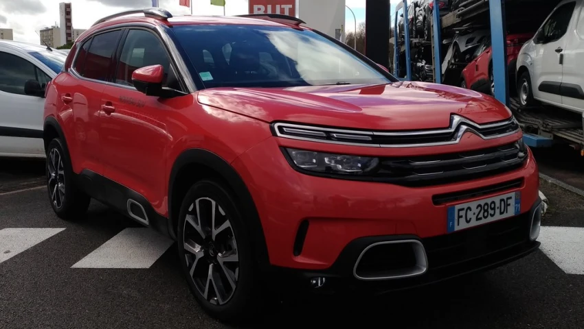 Новый Citroen C5 Aircross сможет проехать 700 км на одной зарядке