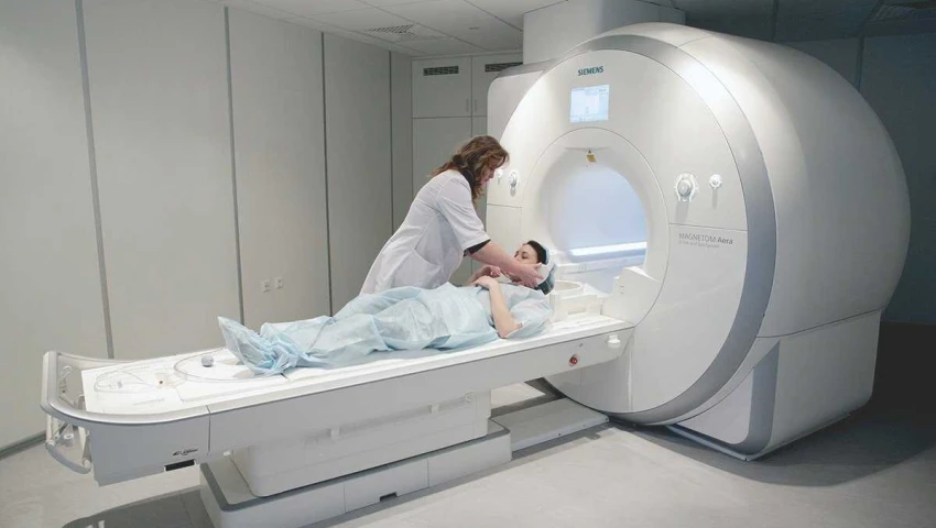 Специалист-радиолог Хмелевский: отказ от проведения МРТ может быть смертельным