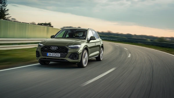 Audi Q5 2021 года в редком цвете продают в Барнауле за 5 млн рублей