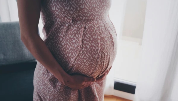 Ученые США: Ковид вызывает опасное повышение давления у беременных женщин