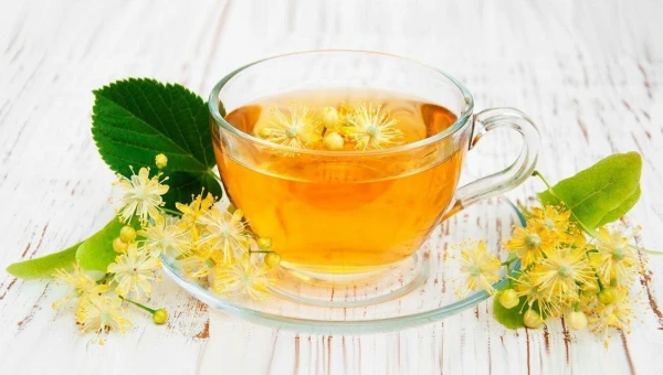 Роскачество: Липовый чай и мёд снимают тревожность