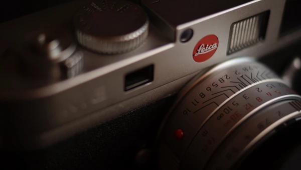 Новая камера Leica Sofort 2 появится в продаже 9 ноября по цене 389 долларов