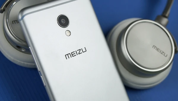 GizmoChina: Meizu отказывается от производства смартфонов в пользу ИИ