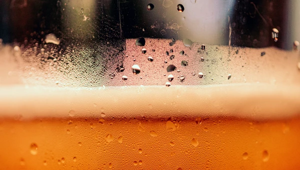 The Sun: употребление пива и вина снижает риск развития рака