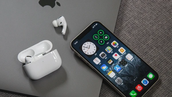 Apple создала устройство для обновления своих смартфонов прямо из упаковки