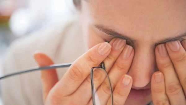 Офтальмолог Агеев перечислил самые вредные для глаз профессии