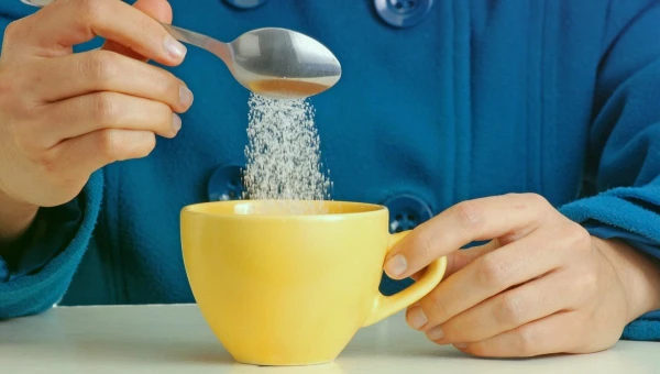 Врач Бокерия заявила, что рафинированный сахар разрушает сосуды изнутри
