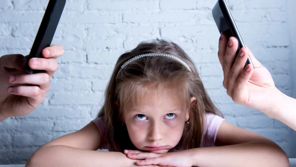 Pew: Отказ от смартфона делает подростков счастливее