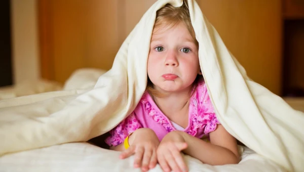 Tufts: Приём мелатонина детьми может привести к депрессии, диарее и судорогам