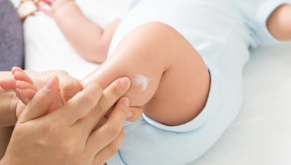 JACI: Молекулы на коже младенцев могут выявить риск развитии аллергии в будущем