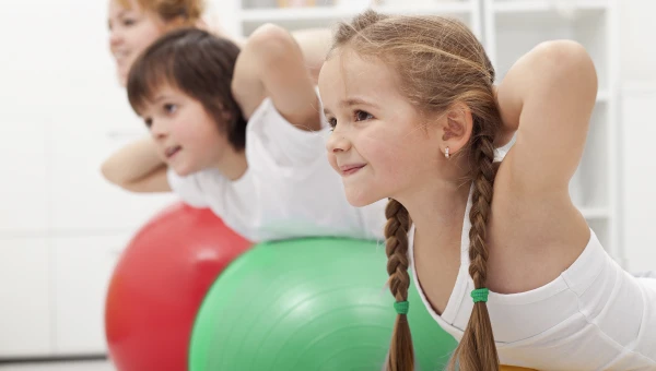 JAMA: Поддержание физической формы укрепляет психическое здоровье детей