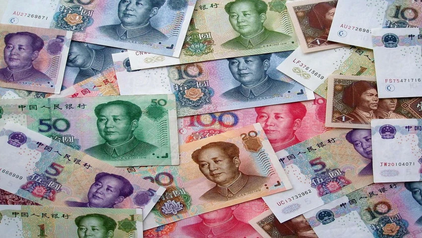 «РИА Новости»: Граждане РФ чаще переводят валютные вклады в юани