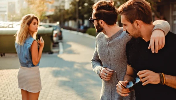 SPR: Мужчины с разными вкусами к женщинам с большей вероятностью станут друзьями