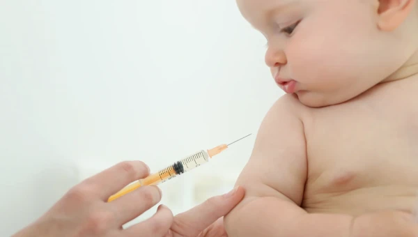 NatMic: Кесарево сечение удваивает риск неудачной вакцинации от кори