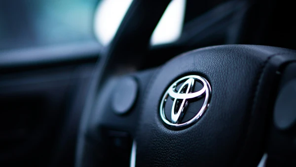 Toyota анонсировала цены на новую Corolla 2025 года
