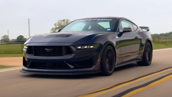 Тюнинг-ателье Hennessey начало сборку 850-сильного Ford Mustang Dark Horse