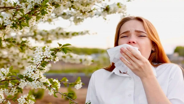 Аллерголог Власова назвала 2 причины, которые пробуждают быструю аллергию
