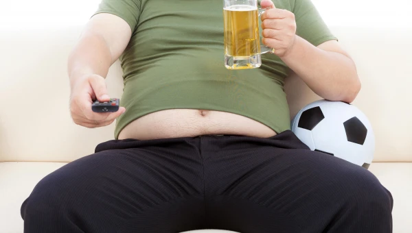 Врач Гадзиян: Ожирение и алкоголь негативно влияют на мужскую потенцию