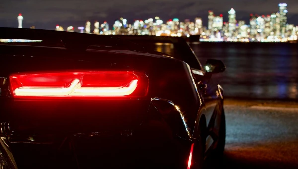 Chevrolet дал послушать рев мотора своего экстремального суперкара Corvette ZR1