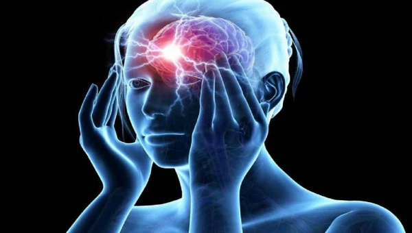 Невролог Исакова: Причиной головной боли после сна является обезвоживание