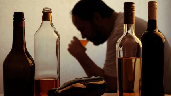 Врач Марьенко: Употребление спиртных напитков может спровоцировать 7 видов рака
