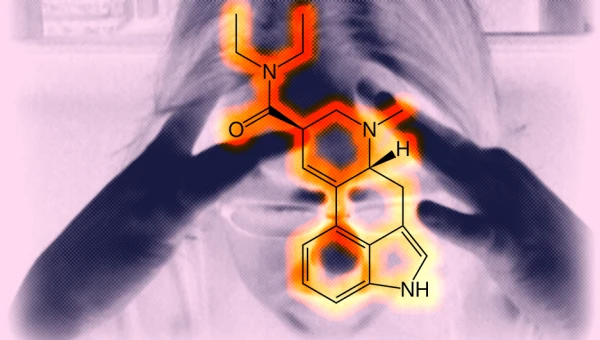 Самостоятельный прием ЛСД увеличивает стресс при потере работы